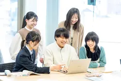 アットマーク国際高等学校