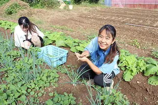 通信制高校の自由な時間を使って様々な活動ができます。その中でも、全国がキャンパス！「地域留学～スタディツアー」がおススメ！地域の活動に触れ合うことで知見が広がります。