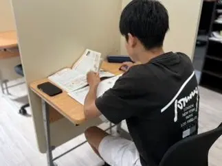 自分だけの空間で、静かに課題に取り組むこともできます。