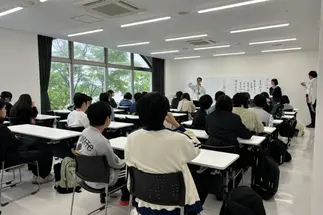 時期も時間も選べるスクーリングだから、自分のペースで生活できる！