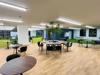 自分の好きな場所で学習ができます。お気に入りの場所を探して下さい。