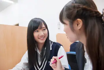 学び直しがしたい！大学受験がしたい！という方は、確かな指導力と合格実績のある【個別指導Axisコース】がオススメ！学習面で叶えたいアナタの夢を、通信制高校と学習塾が連携して、ダブルでサポートします。