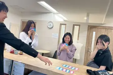 【全国14拠点】平日9～17時、いつでも登校OK！週5日登校しても学費は変わりません。時には突発的ゲーム会も？