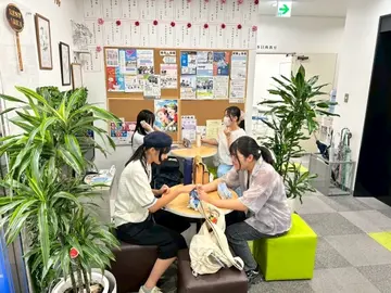 授業前後にリラックスできる環境も、完備しています☺