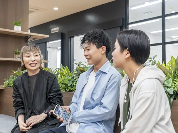 専属コーチが一人ひとりの学習や学校生活をサポート！安心して高校生活が過ごせます。【通学コース】